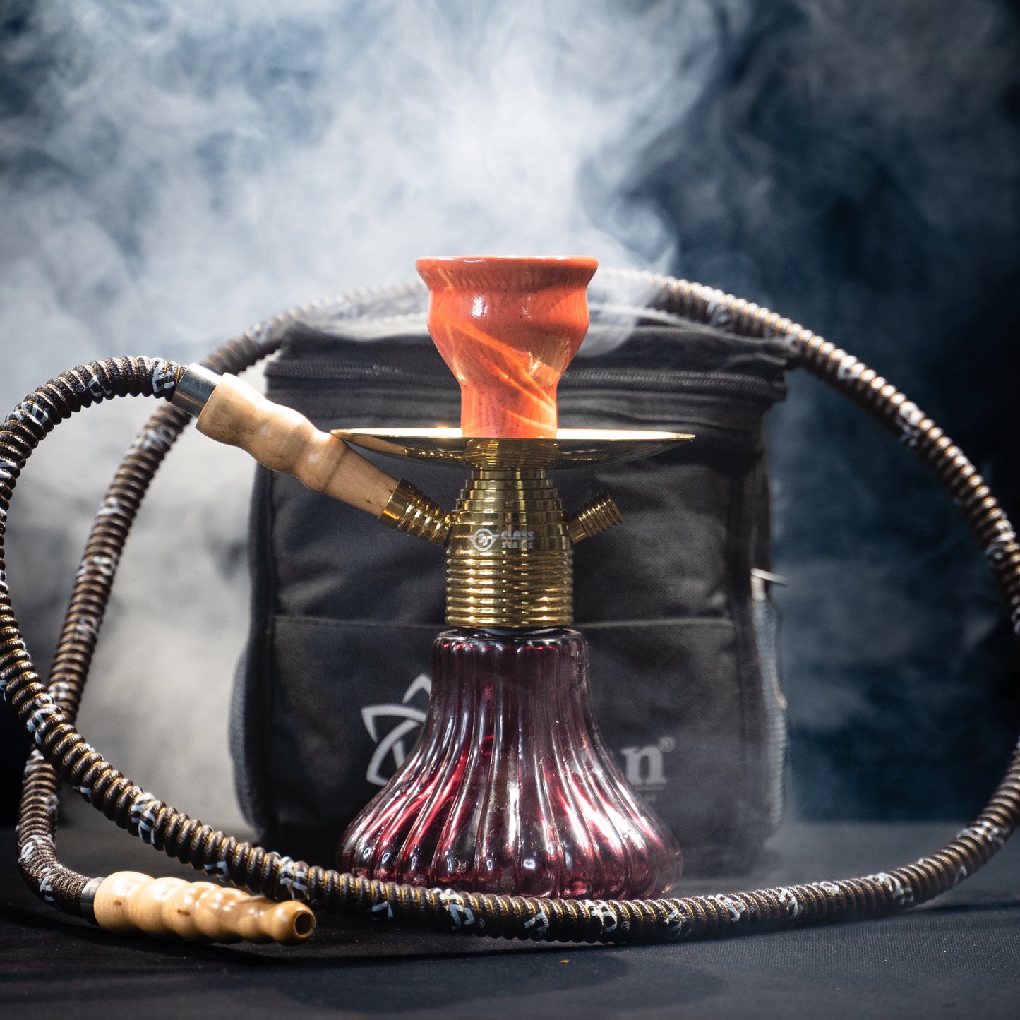 ट्रैवल बैग के साथ क्वांटम हुक्का - लाल