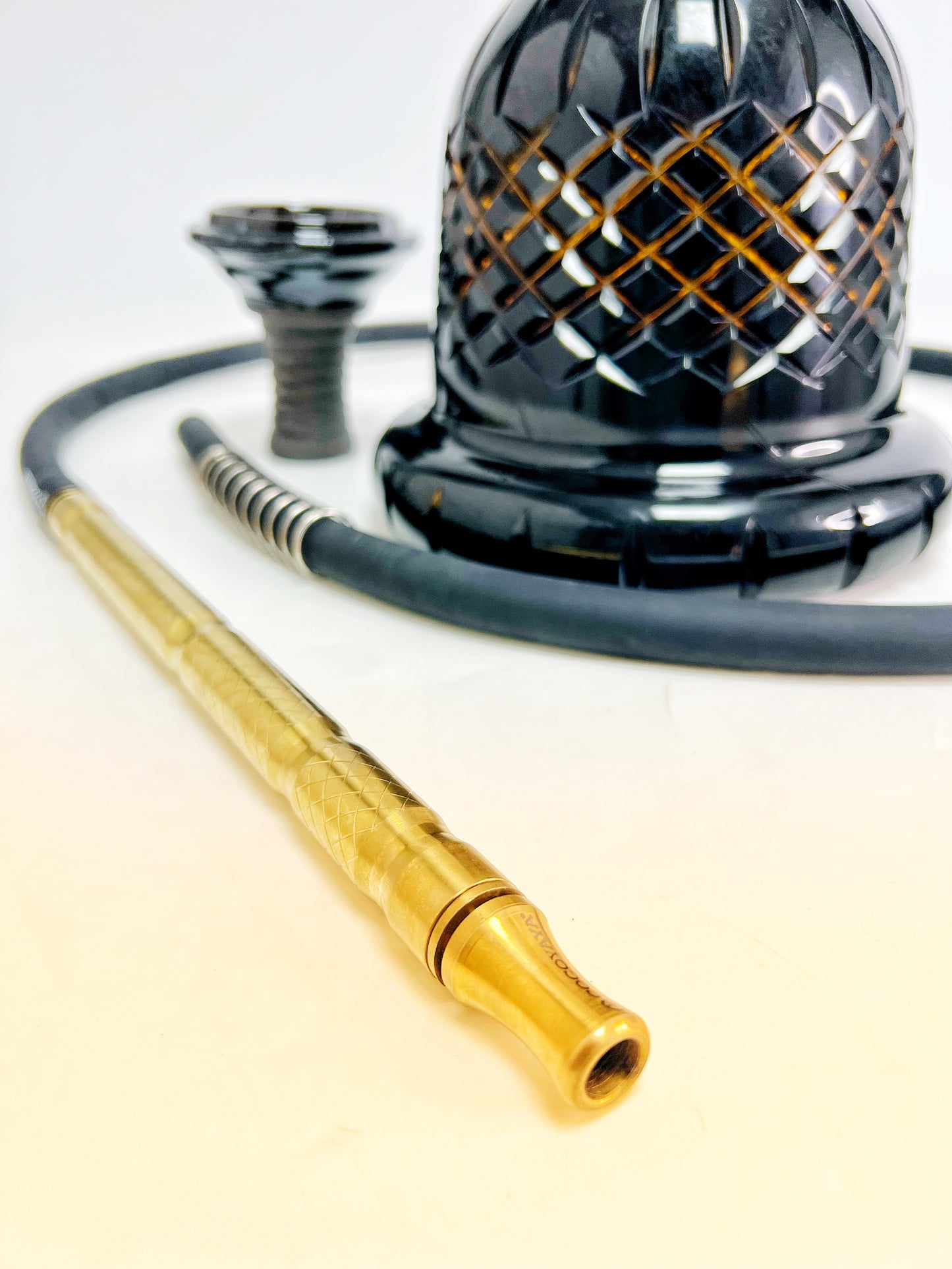 COCOYAYA Gamaliya Persia Hookah - Golden Stem / Black Base