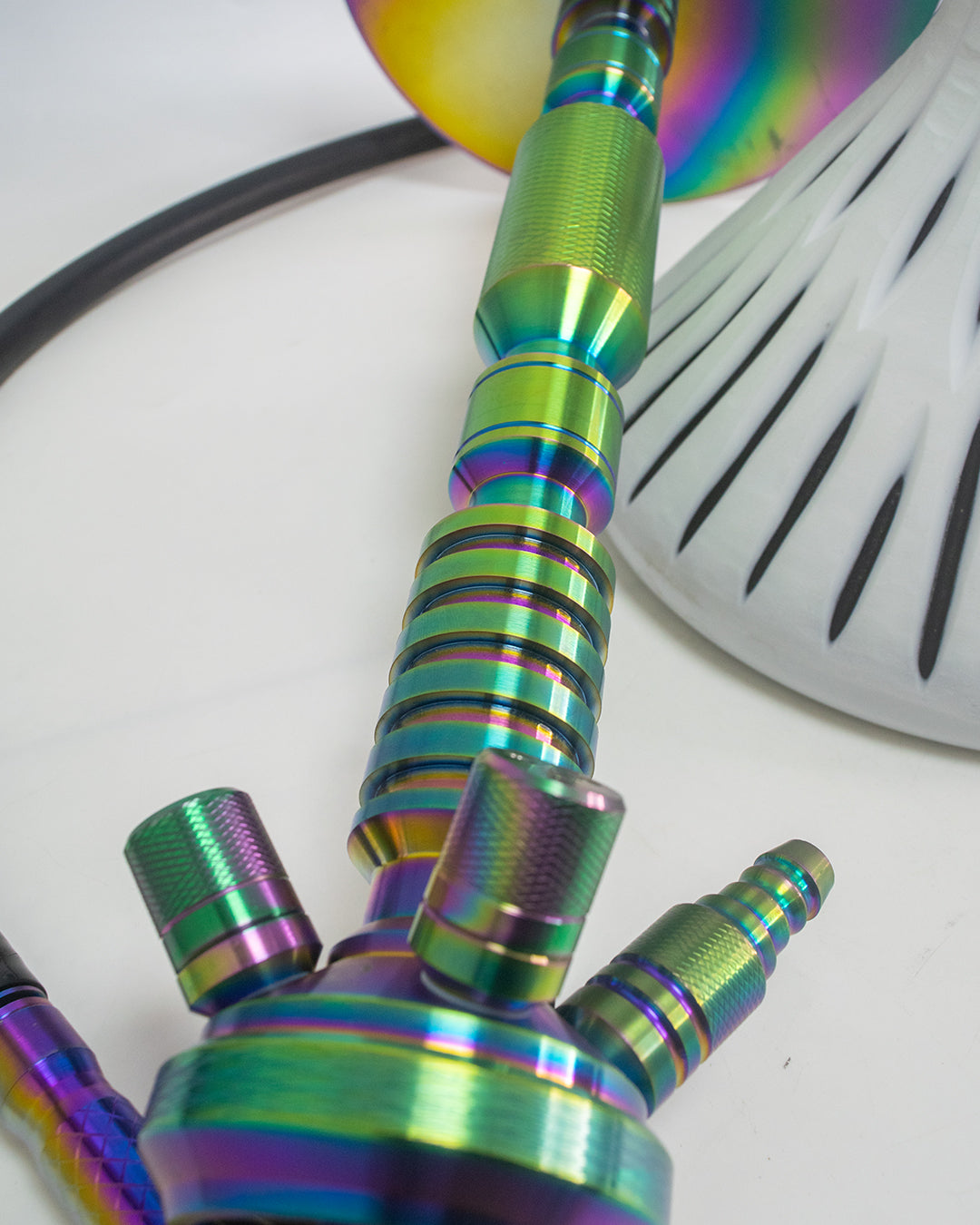 COCOYAYA King Series Hookah - Rainbow Stem (White Base)