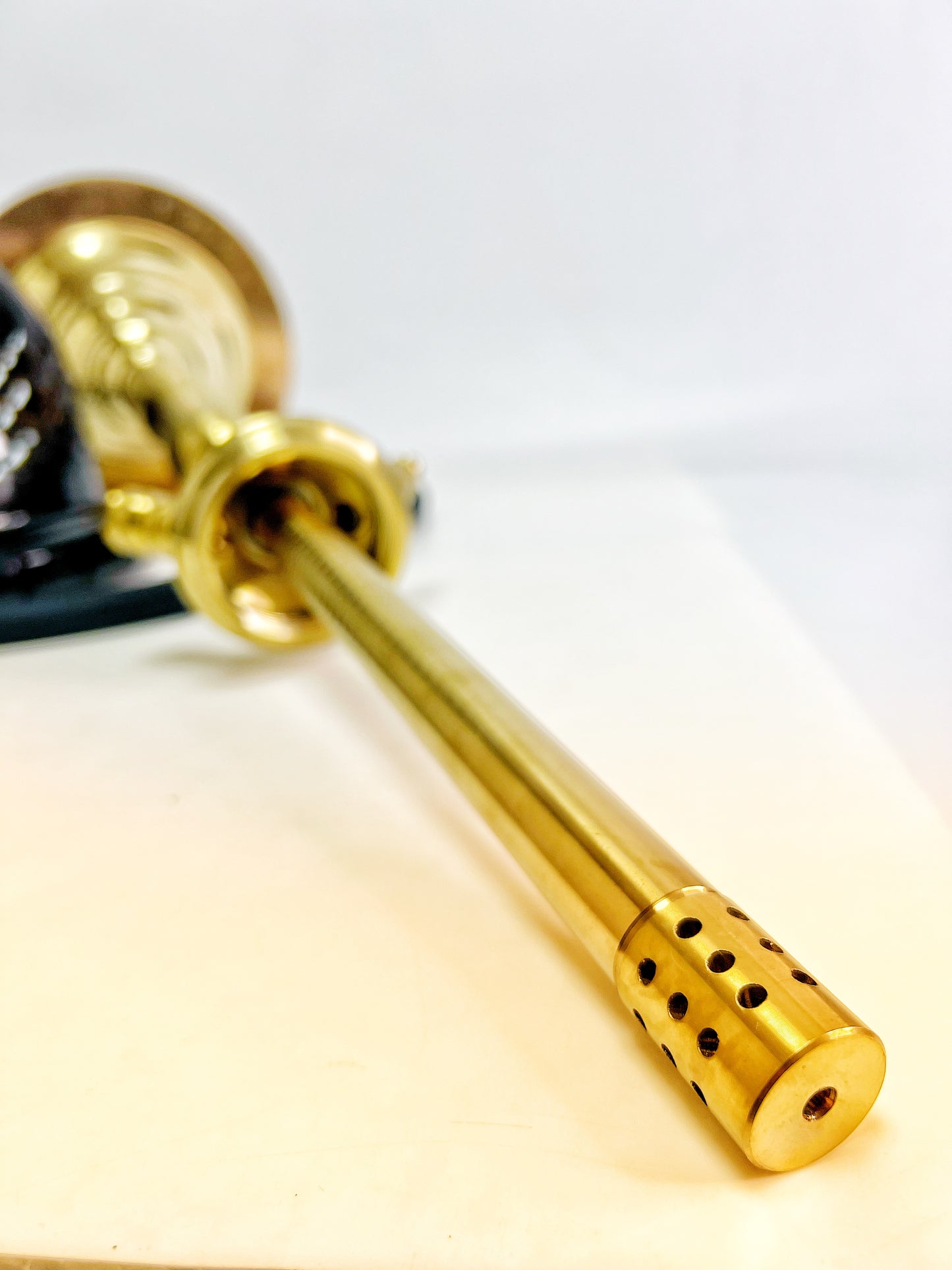 COCOYAYA Gamaliya Persia Hookah - Golden Stem / Black Base