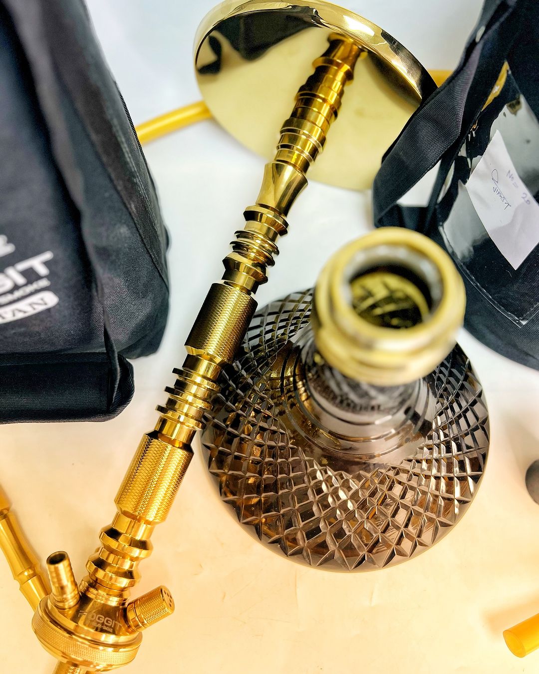 Sultan Hookah with 2 Bags - Black Base / Gold Stem