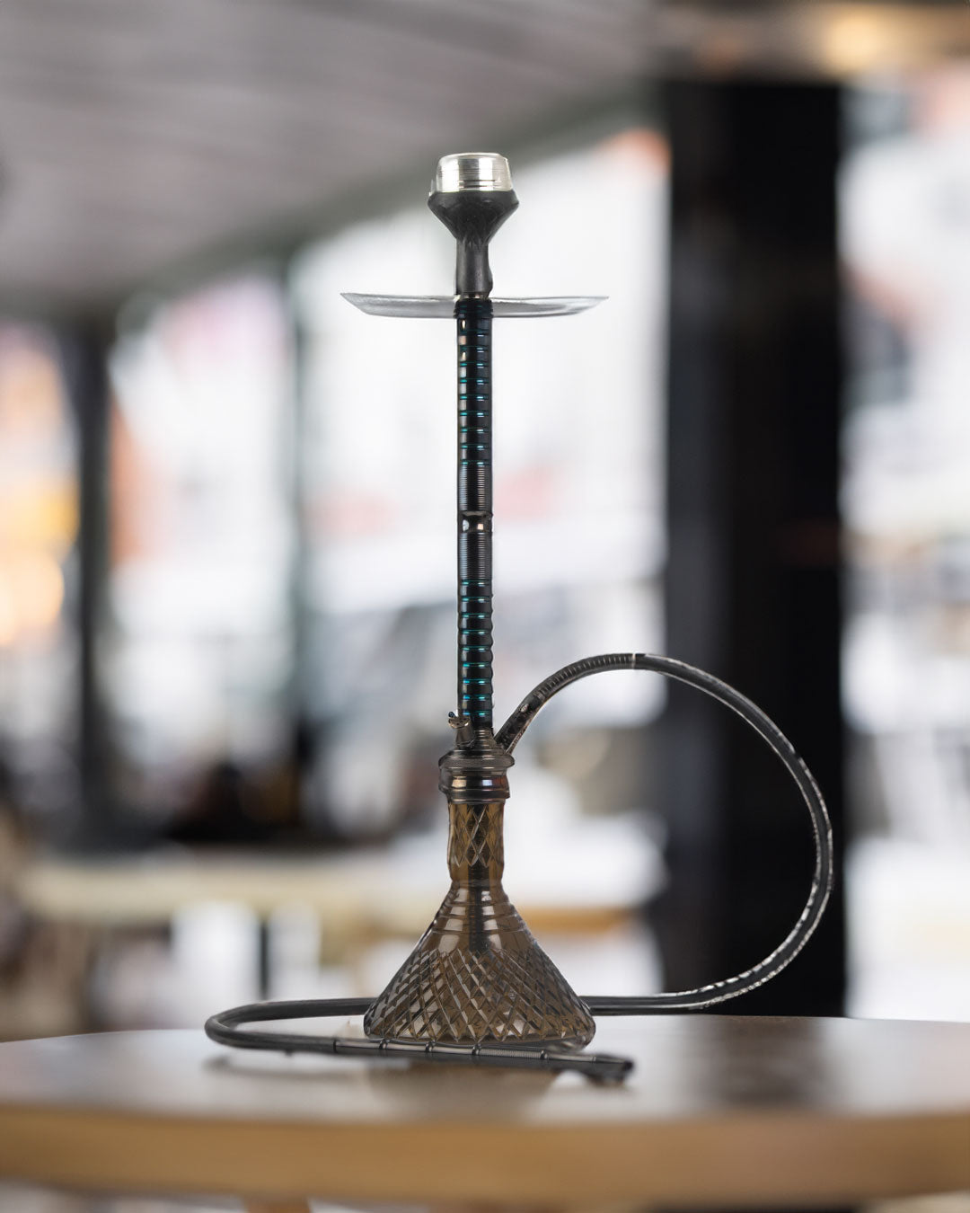 Sultan Hookah with Bags - Black Base / Black Stem