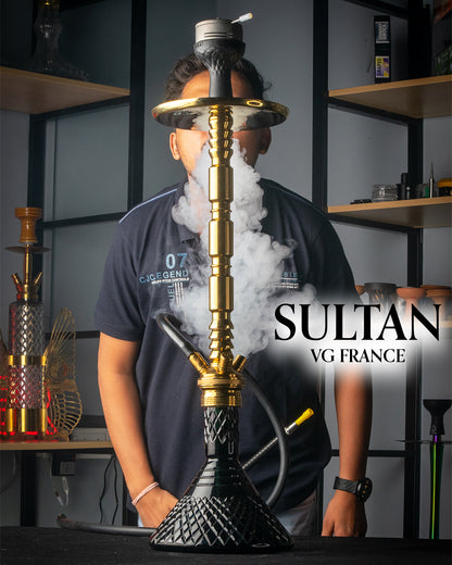 Sultan Hookah with Bags - Black Base / Gold Stem