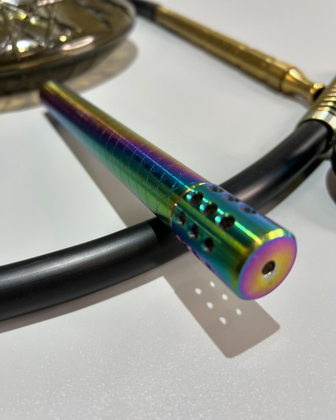 COCOYAYA Falcon Hookah - Rainbow Stem / Grey Base